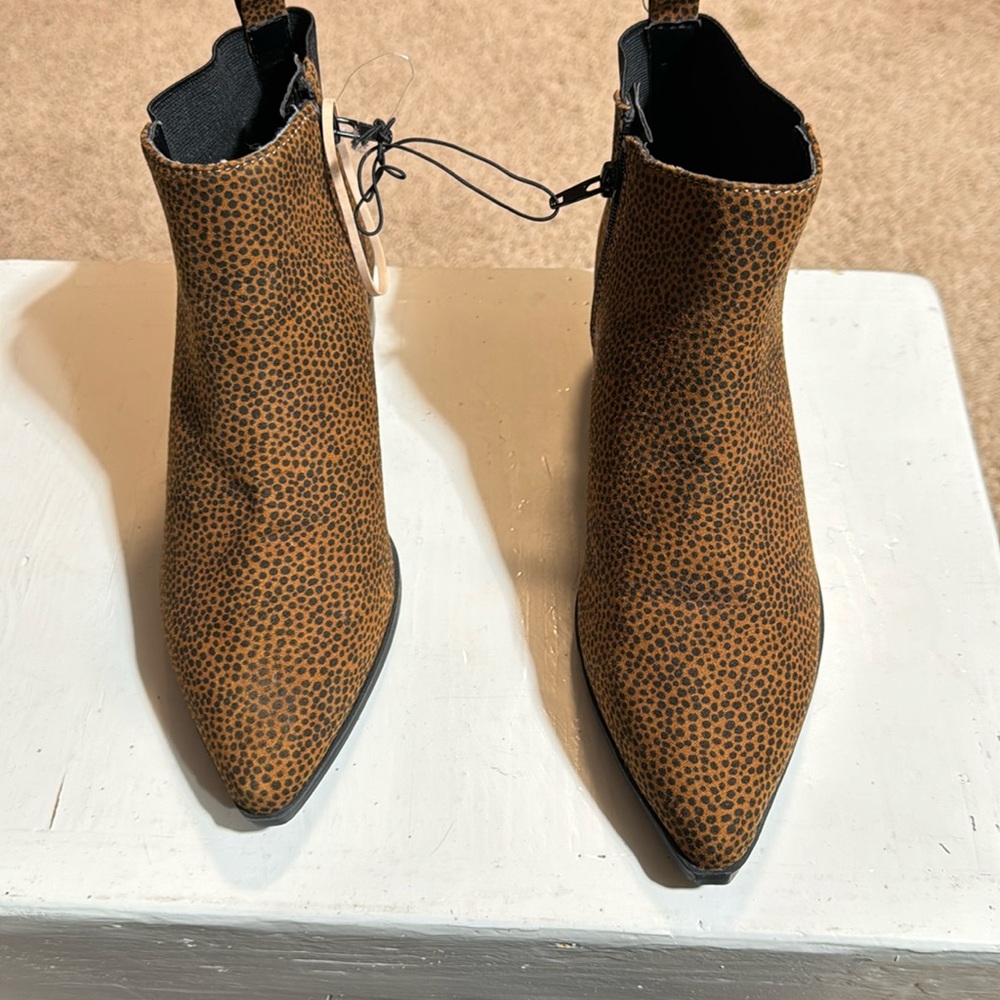 George Booties